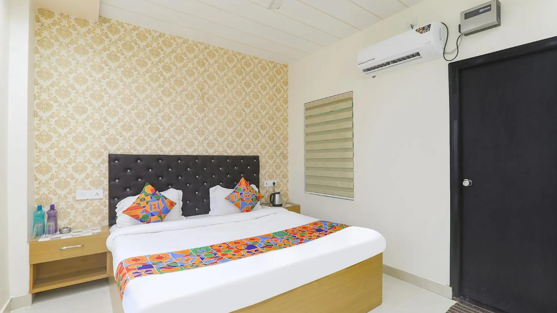 Hotel Fabhotel Us Inn Varanasi