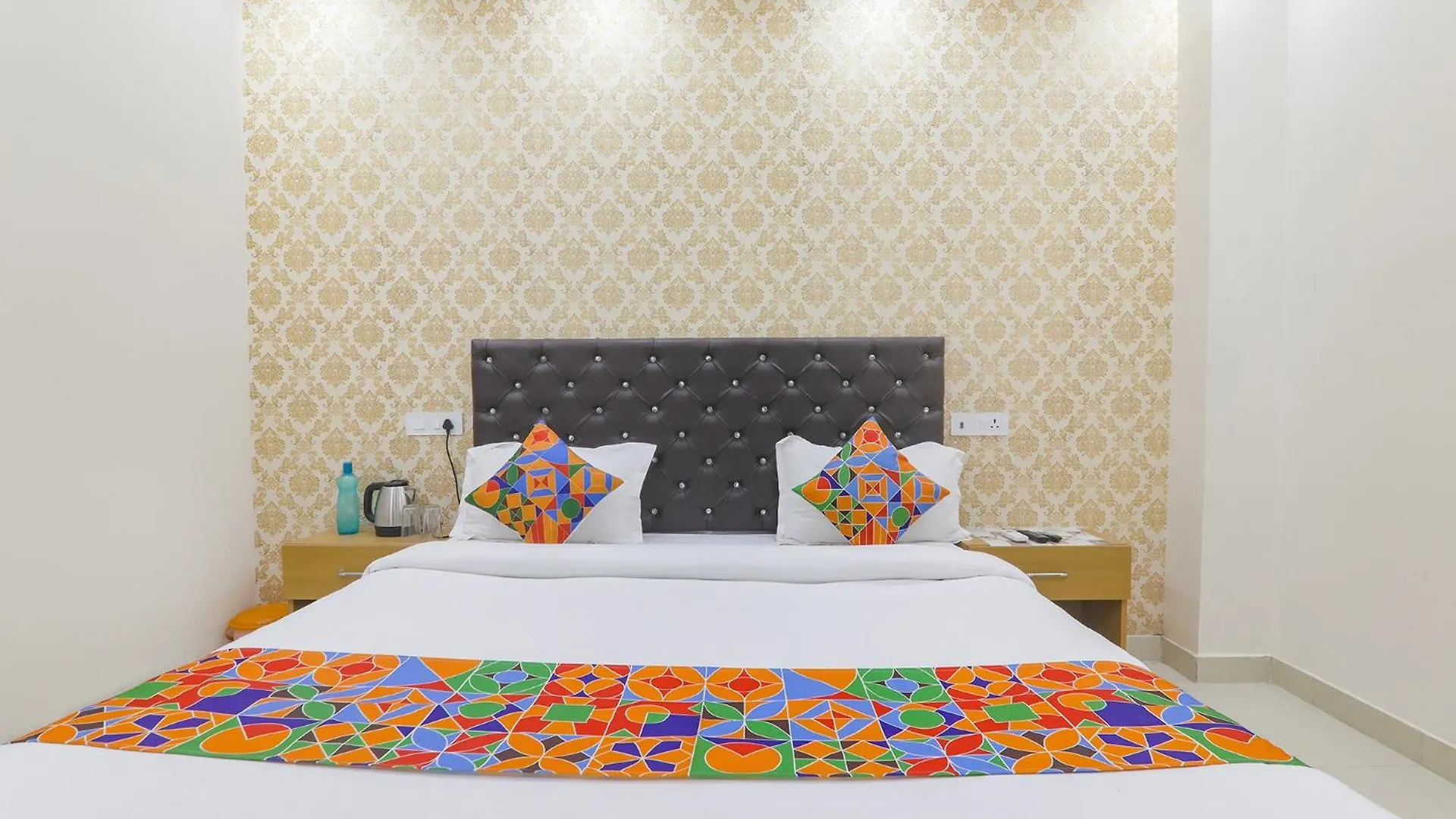 Fabhotel Us Inn 瓦拉纳西 3*,  印度